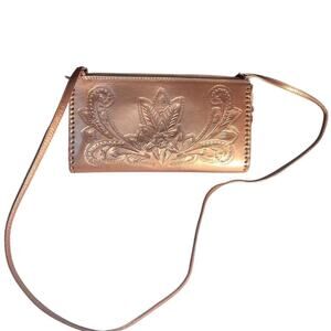 Kuriosa Women's Bronze Floral Tooled Leather Crossbody Purse Handbag